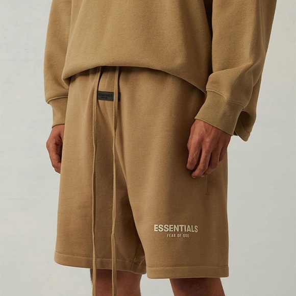 ESSENTIALS FEAR OF GOD OAK RELAXED SWEAT SHORTS🆕 - Picture 5 of 12
